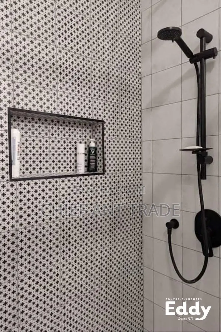 Short Pole Shower. Hot Cold. 8305h