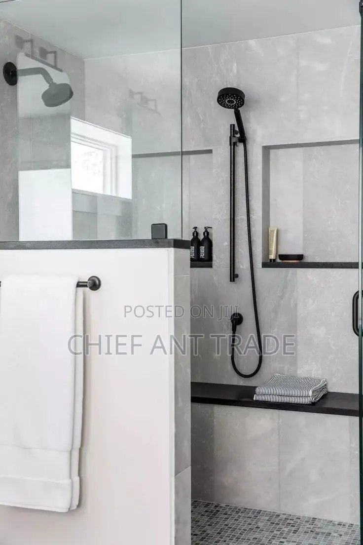Short Pole Shower. Hot Cold. 8305h