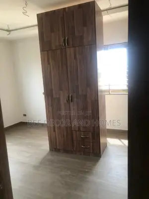 6bdrm House in Bee Decor & Homes, Adenta for sale