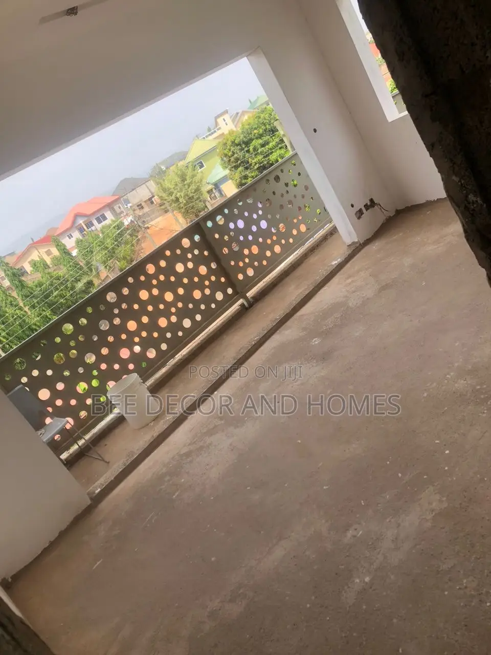 6bdrm House in Bee Decor & Homes, Adenta for sale