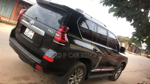 Toyota Land Cruiser Prado for Rent in Ghana – With Professional Driver