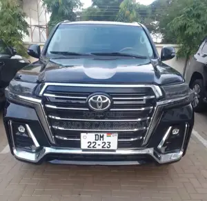 Car for Rent Toyota Land Cruiser V8 for Rent