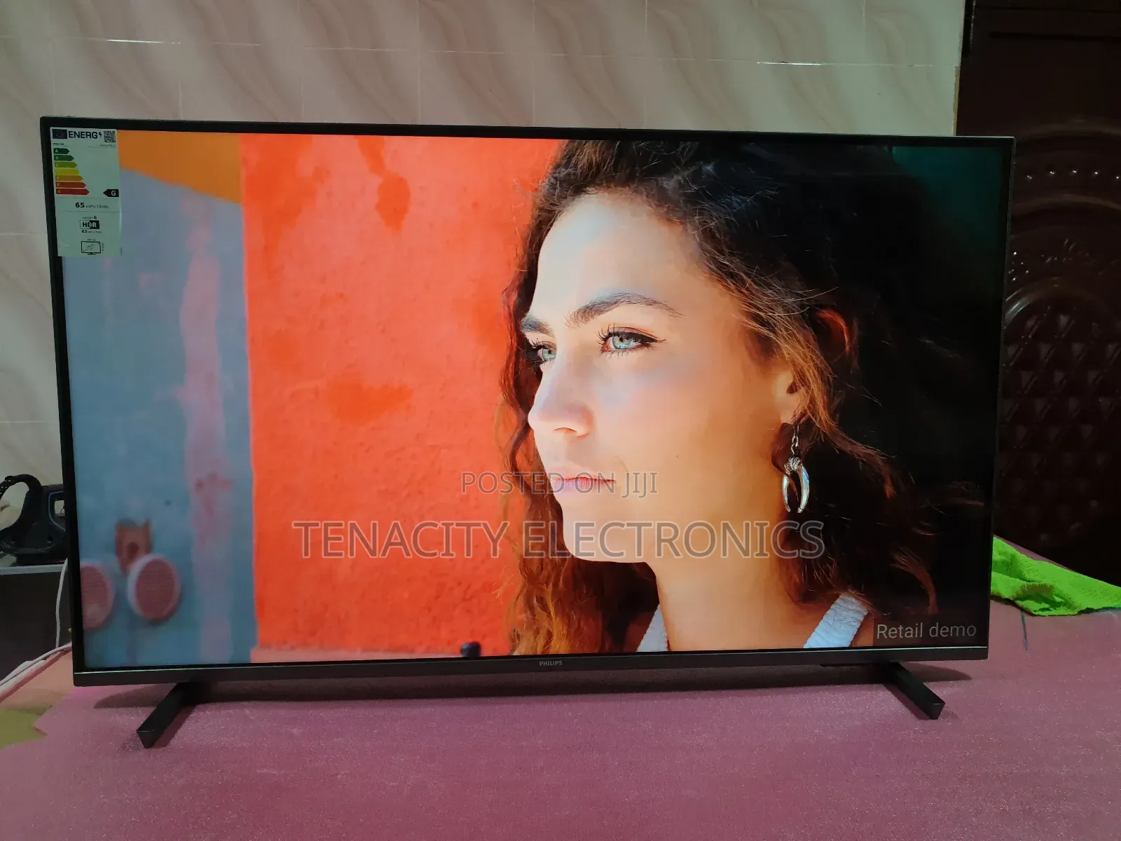 New 43"Philips Android Uhd HDR Smart Satellite Tv