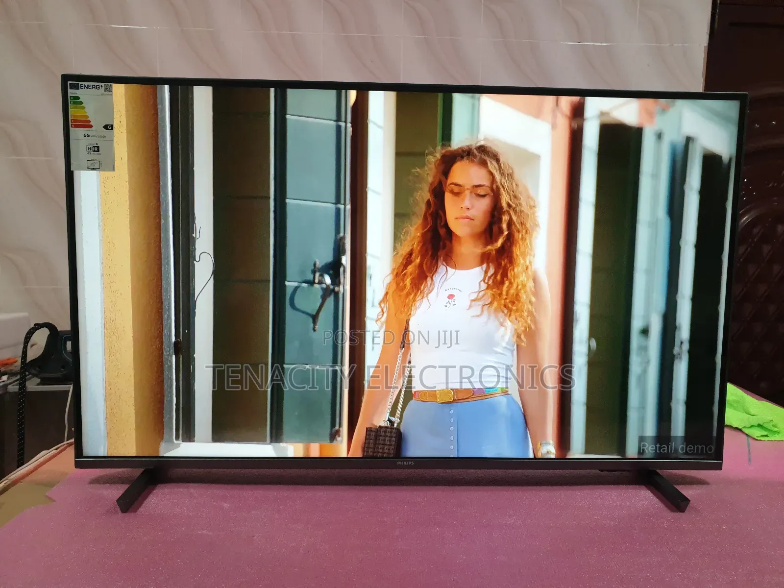 New 43"Philips Android Uhd HDR Smart Satellite Tv