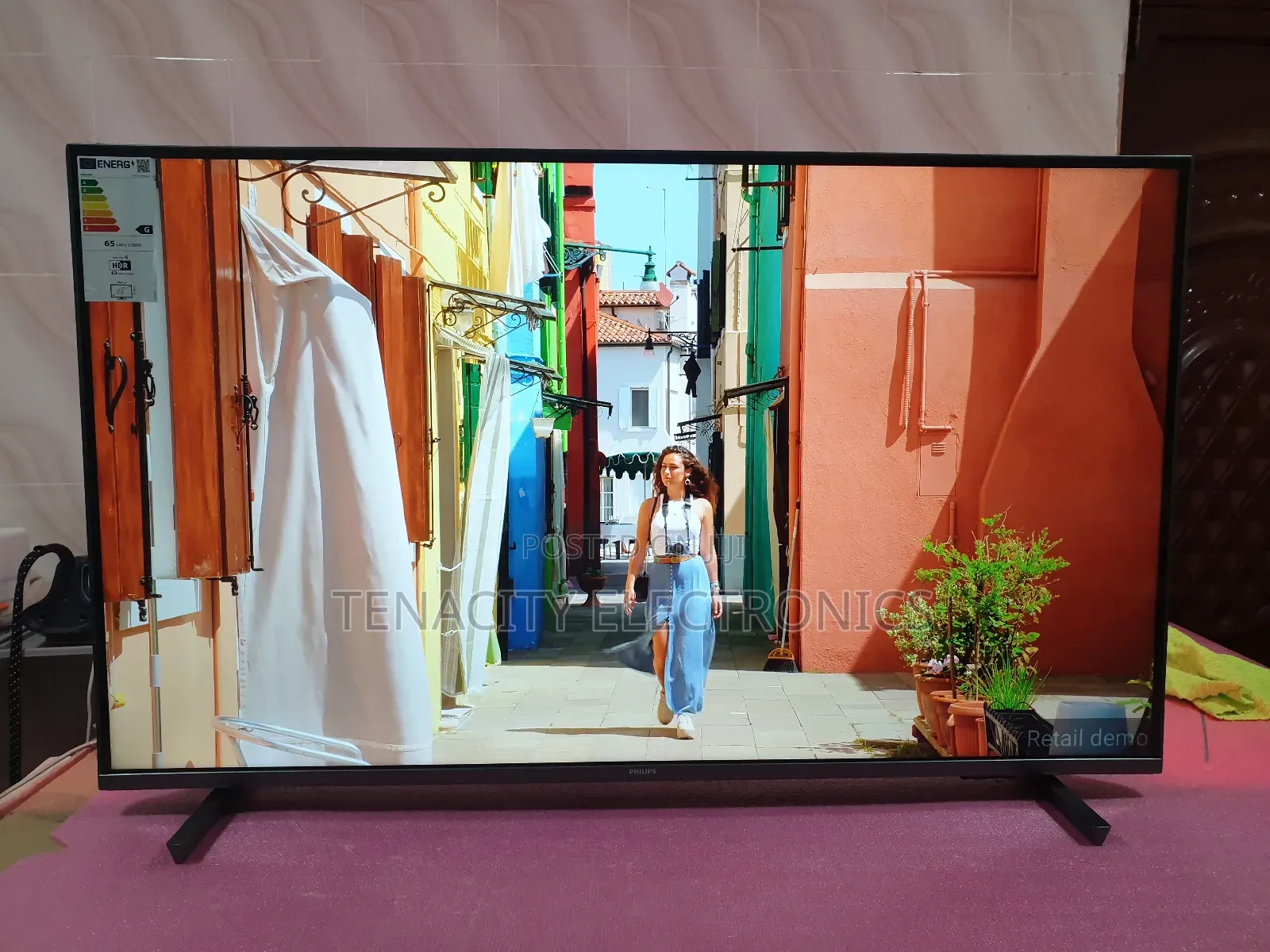New 43"Philips Android Uhd HDR Smart Satellite Tv