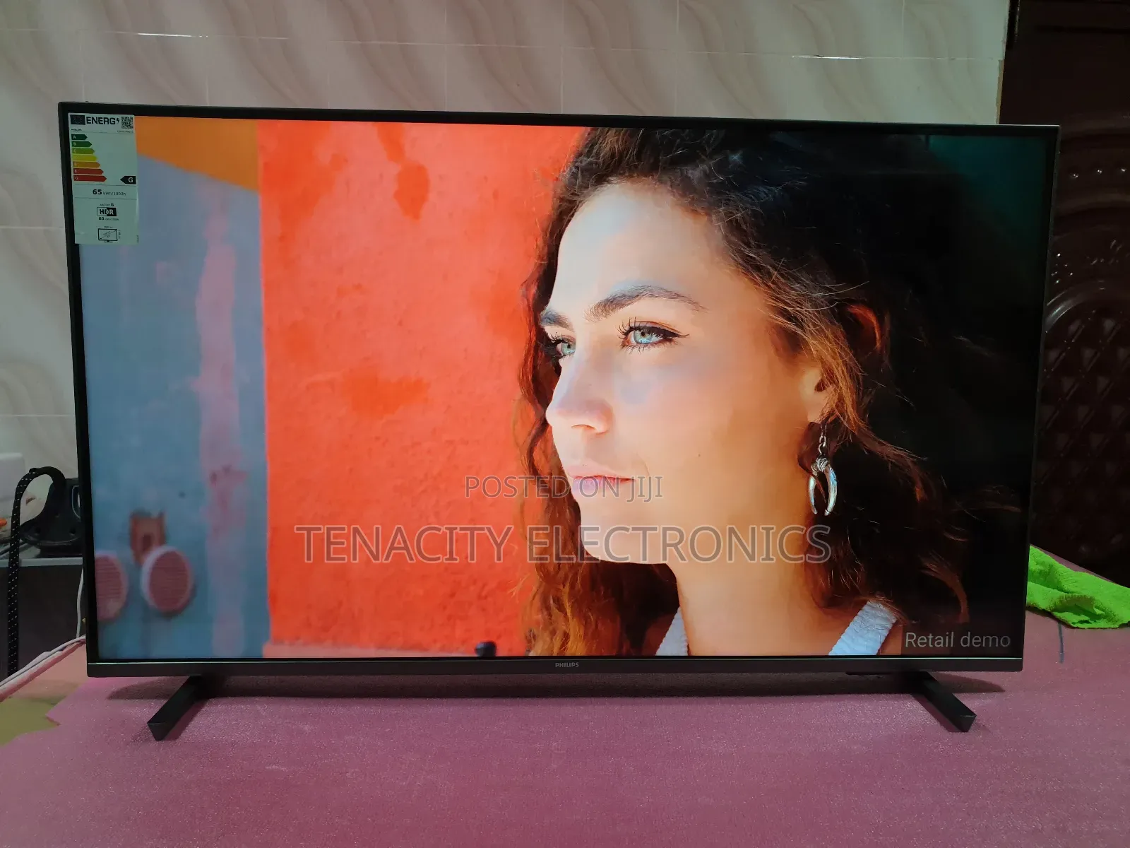 New 43"Philips Android Uhd HDR Smart Satellite Tv