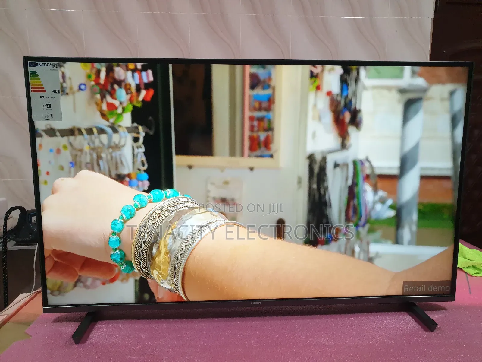 New 43"Philips Android Uhd HDR Smart Satellite Tv