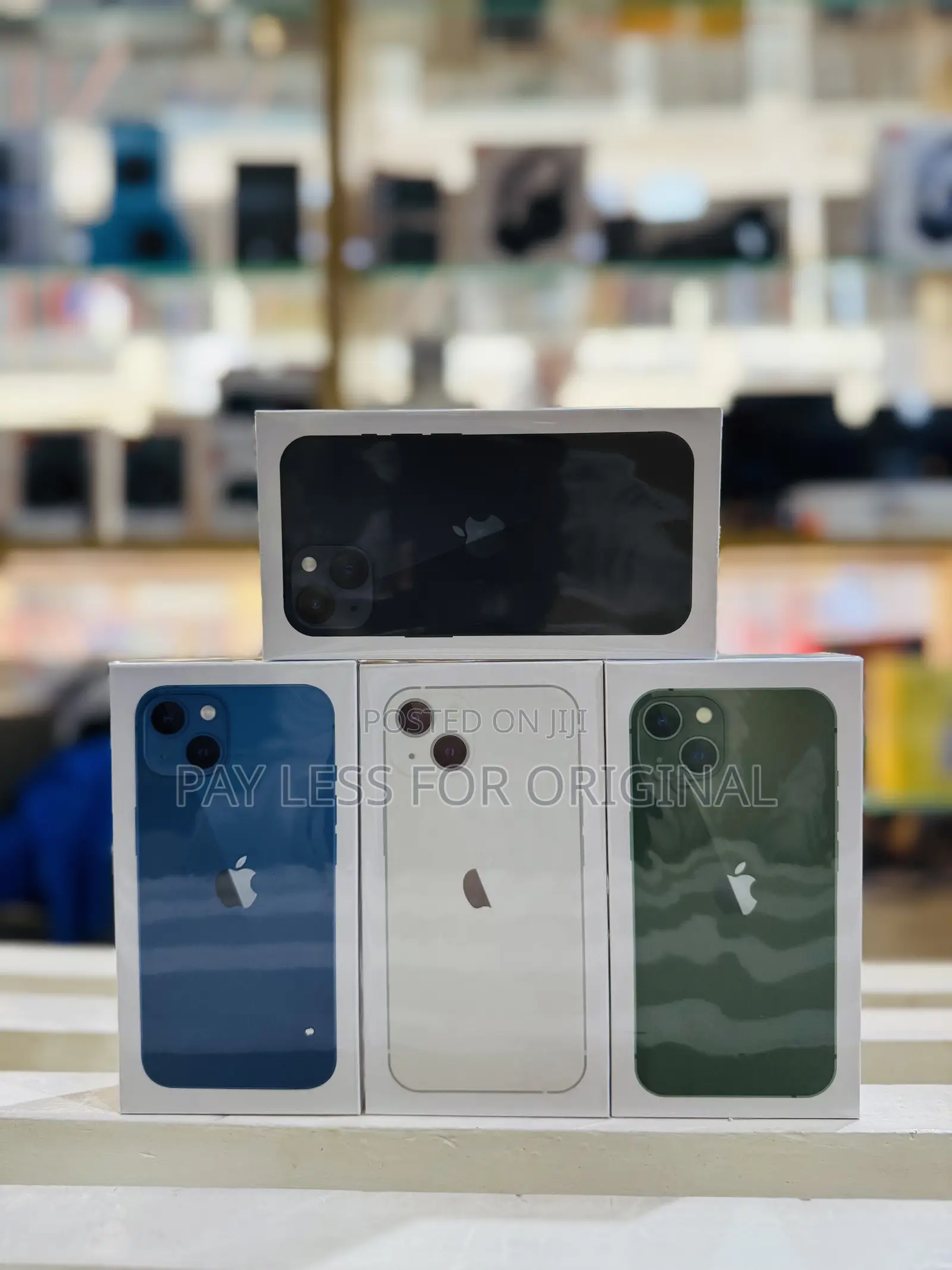 New Apple iPhone 13 128 GB Silver