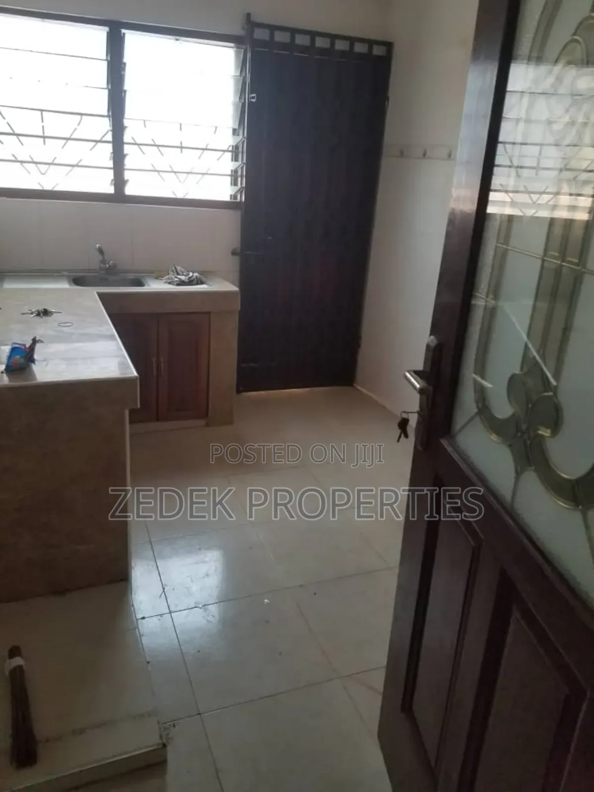 3bdrm House in Ablekuma Olebu for rent