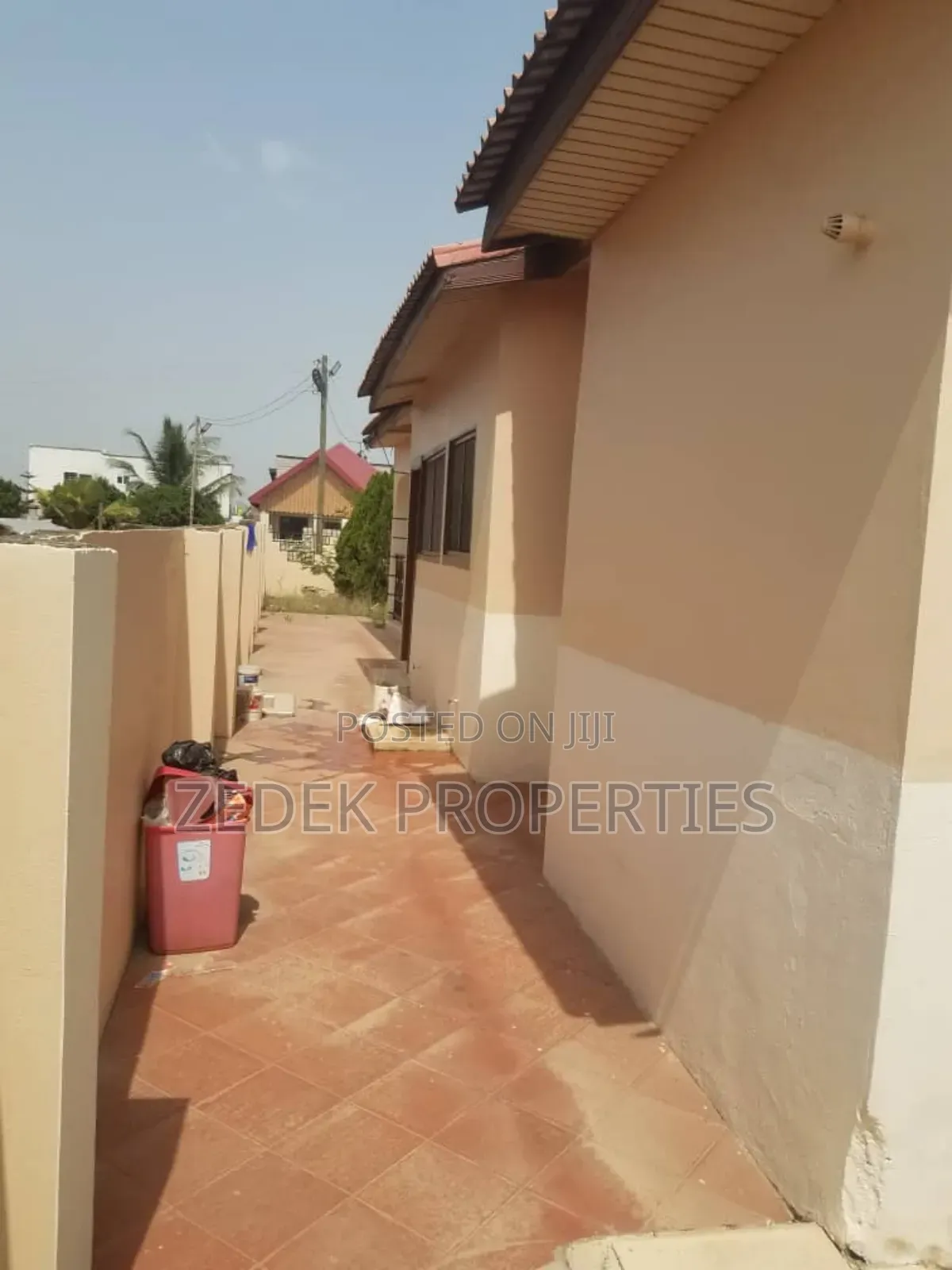 3bdrm House in Ablekuma Olebu for rent