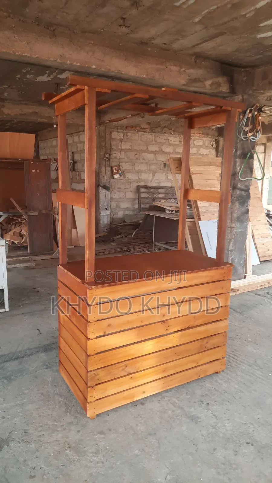 Cocktail Bar Table