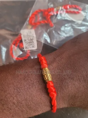 Photo - Chinese Feng Shui Lucky Red String Bracelet Amulet