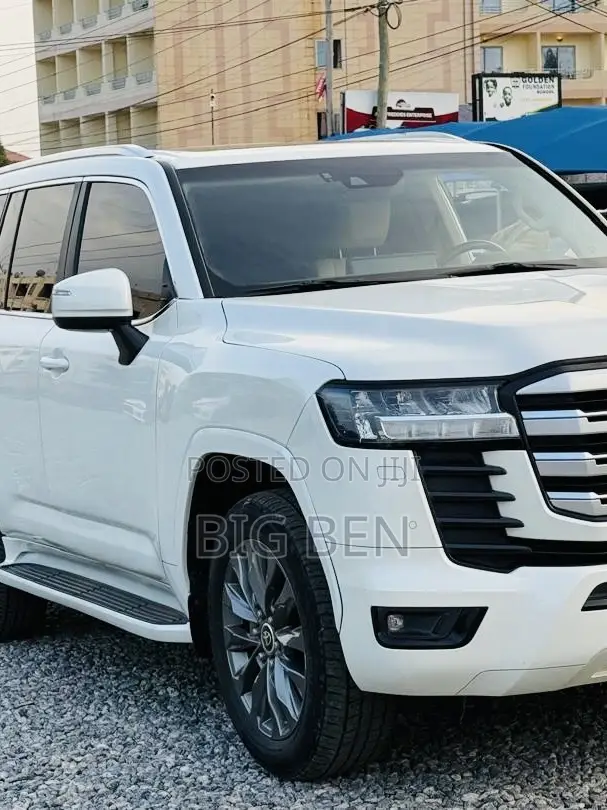 Toyota Land Cruiser 3.5 Petrol 4WD 2022 White