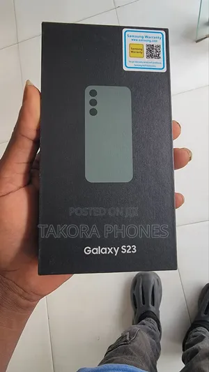 New Samsung Galaxy S23 256 GB Green