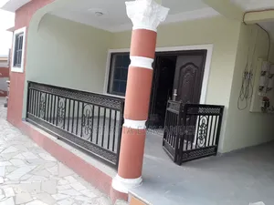 2bdrm Apartment in Amasaman 3 Junction, Pokuase for rent