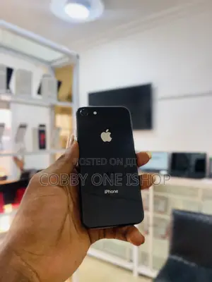 Apple iPhone 8 64 GB Black