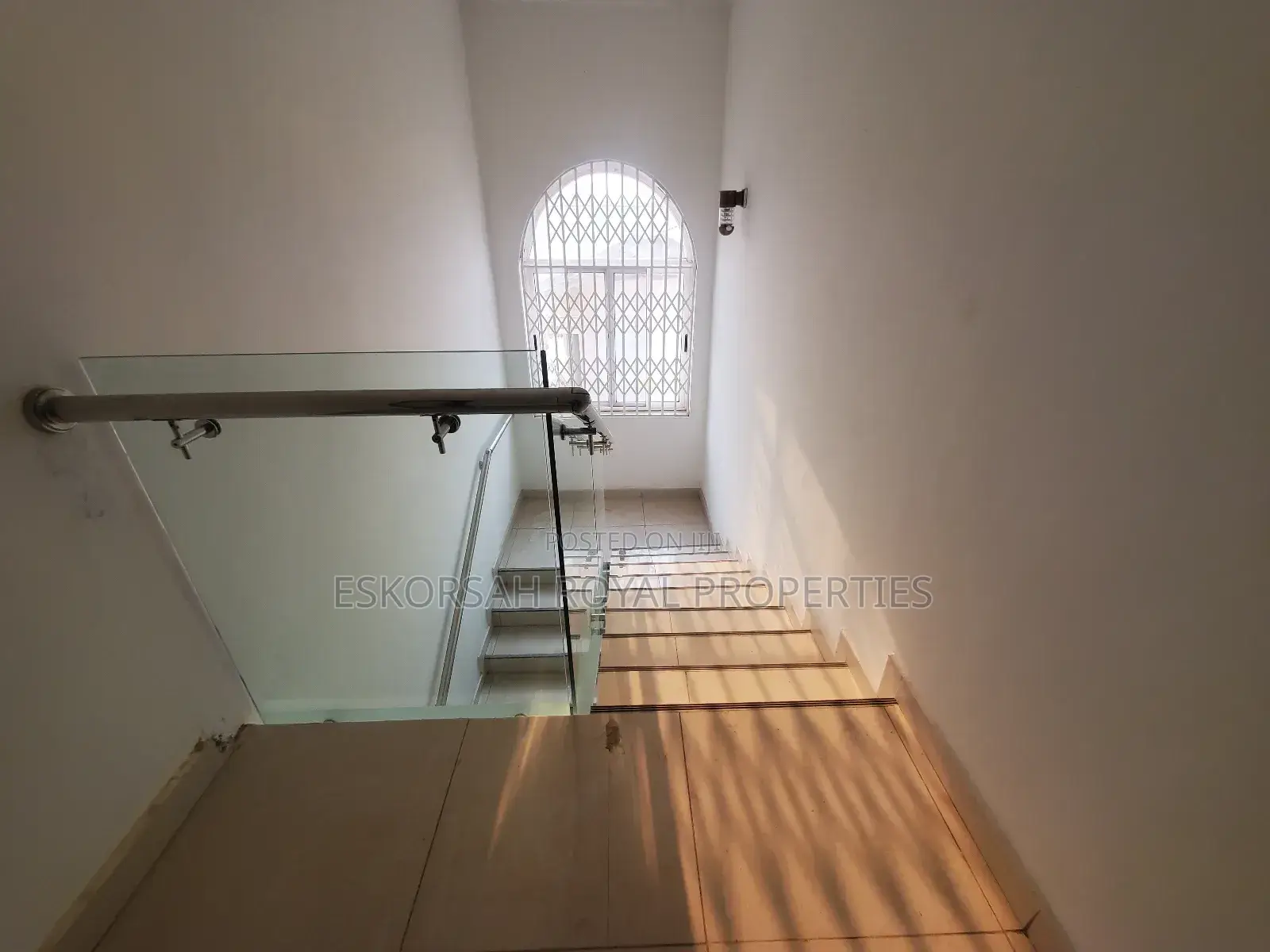 4bdrm House in Lakeside for rent