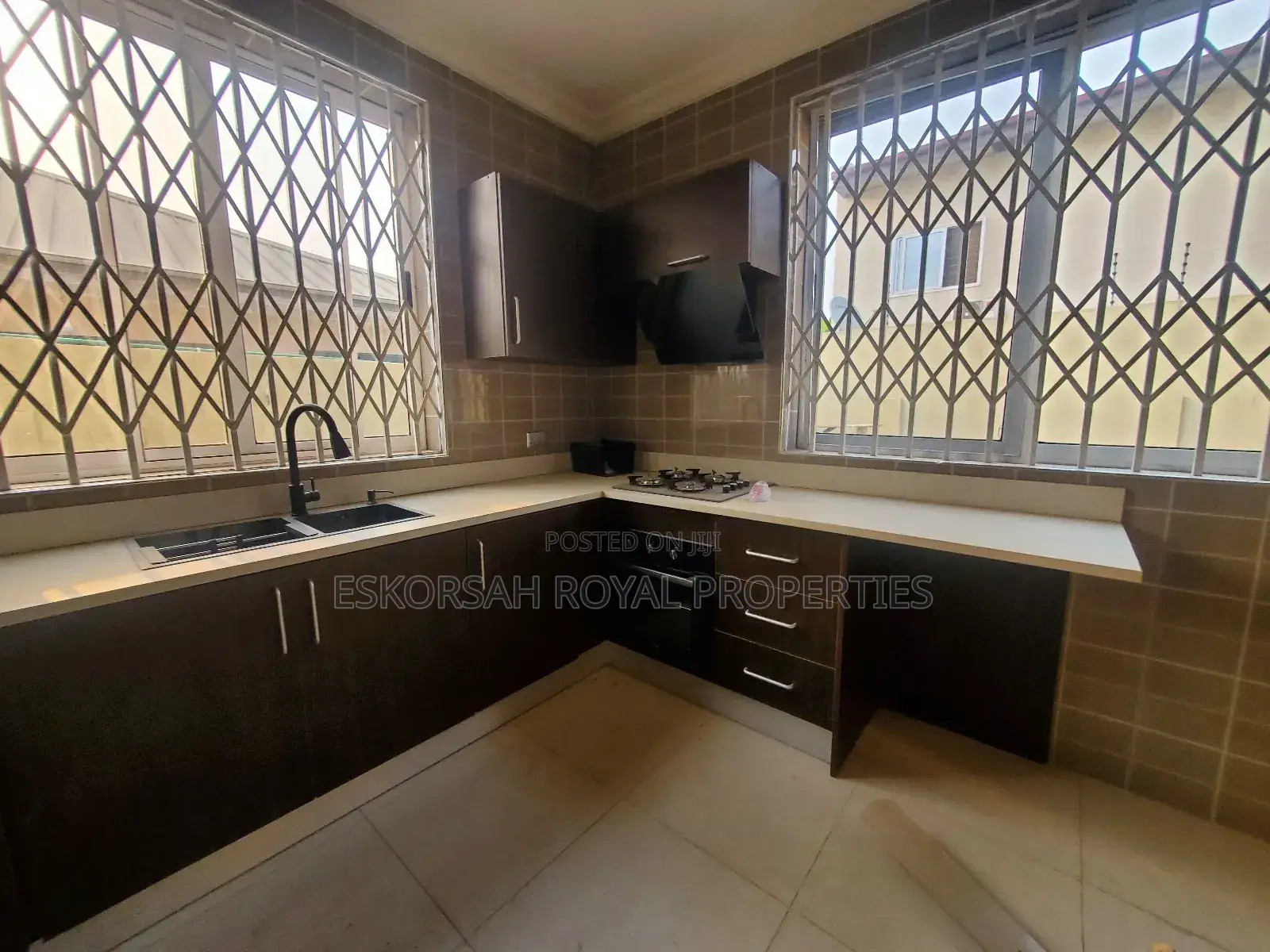 4bdrm House in Lakeside for rent