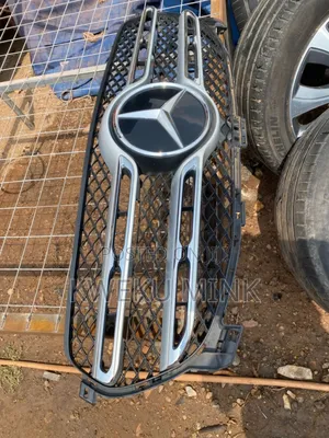 Mercedes-Benz GLE Grill