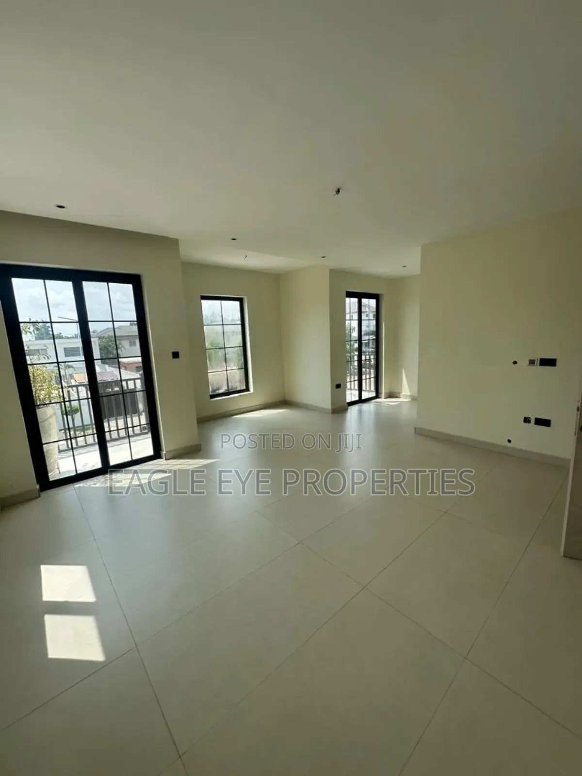 4bdrm House in Airport Residential Area for sale