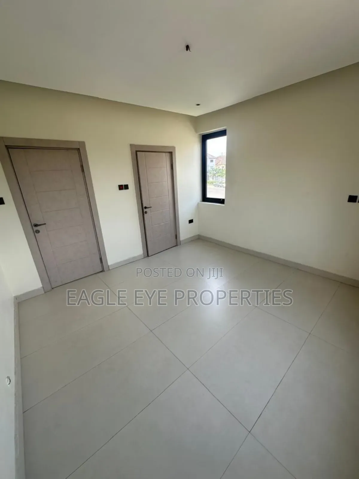 4bdrm House in Airport Residential Area for sale