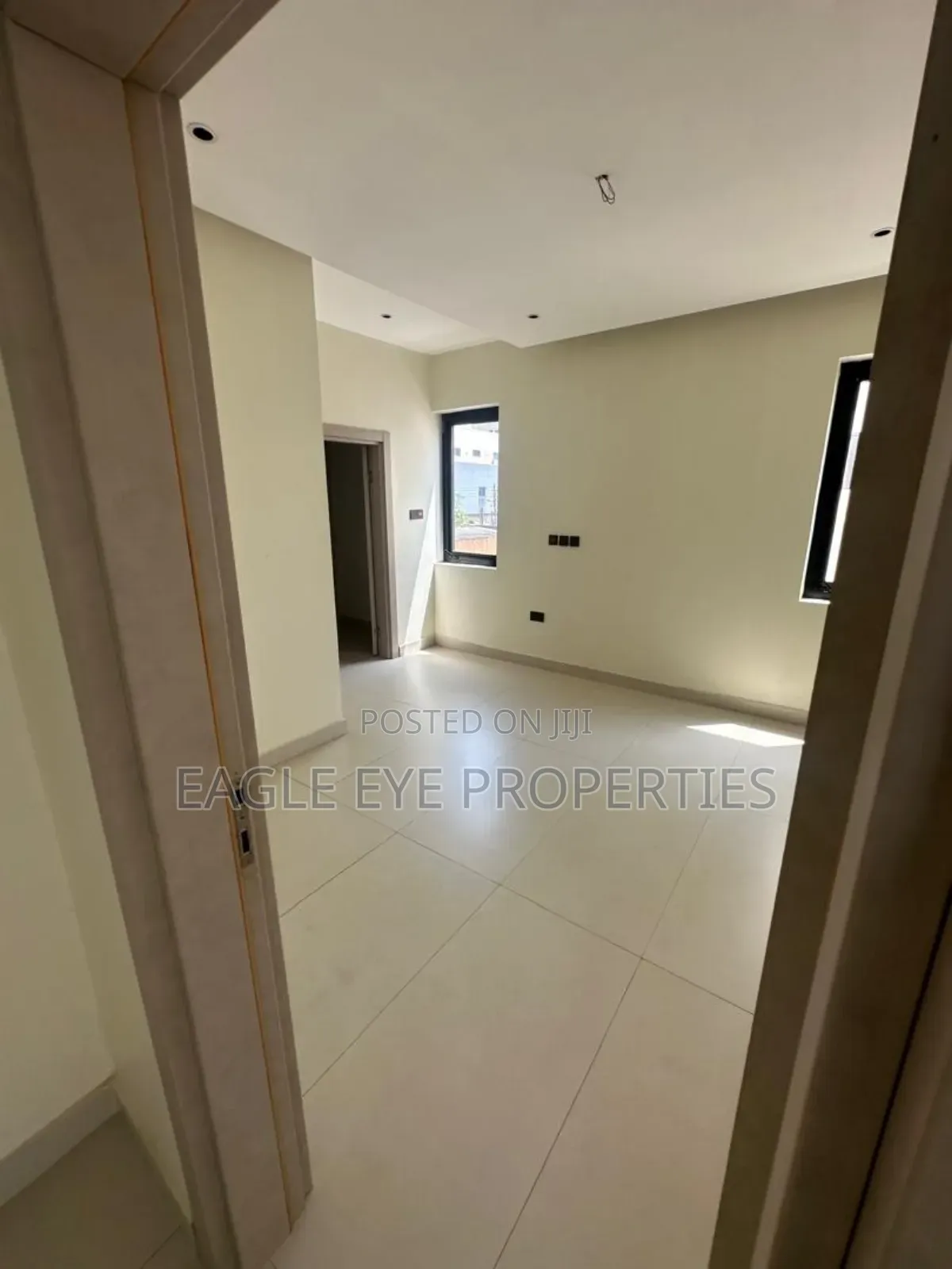4bdrm House in Airport Residential Area for sale