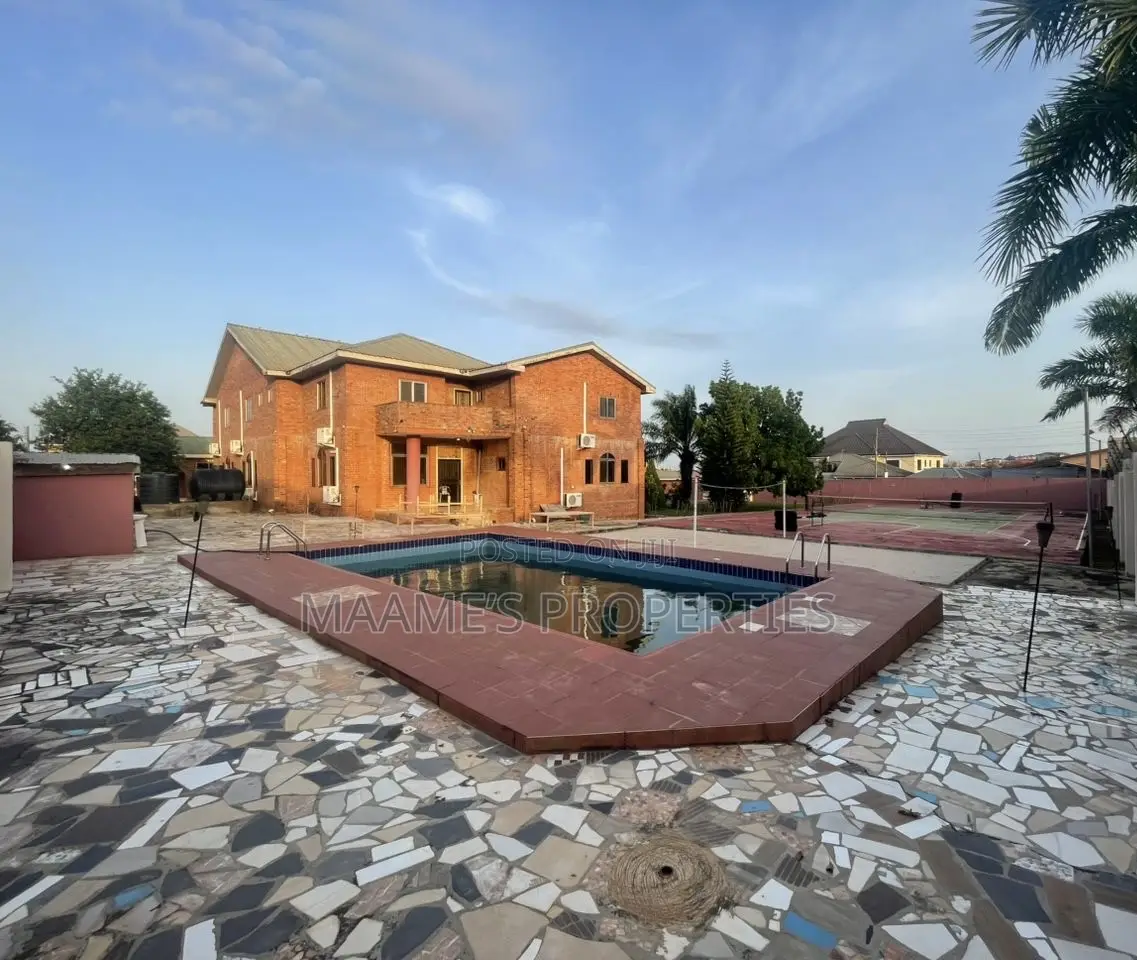 10bdrm Mansion in Pokuase for sale