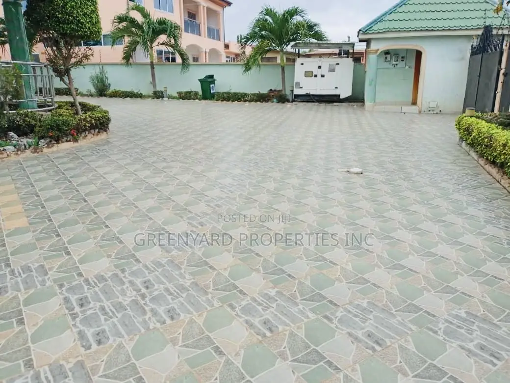 7bdrm House in Bawaleshie, East Legon for rent