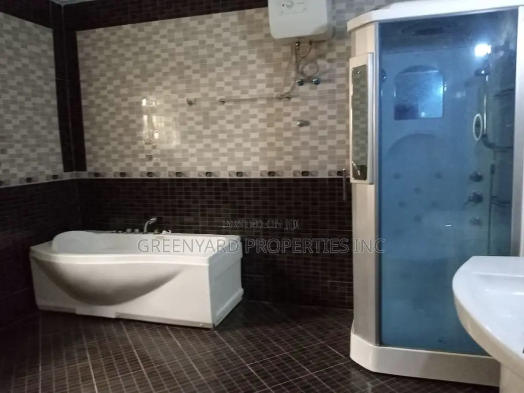 7bdrm House in Bawaleshie, East Legon for rent
