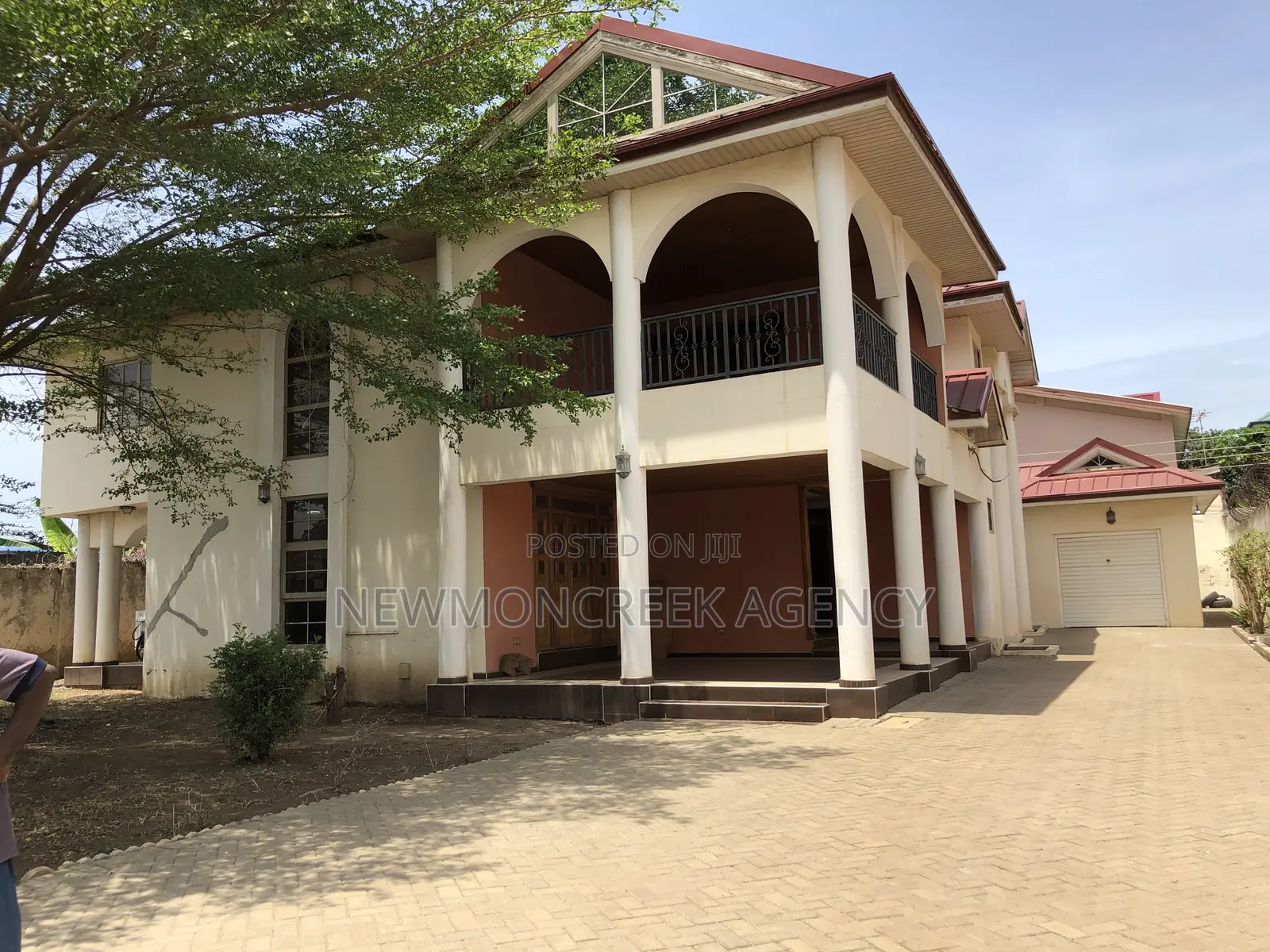 6bdrm Duplex in Spintex C18 for sale
