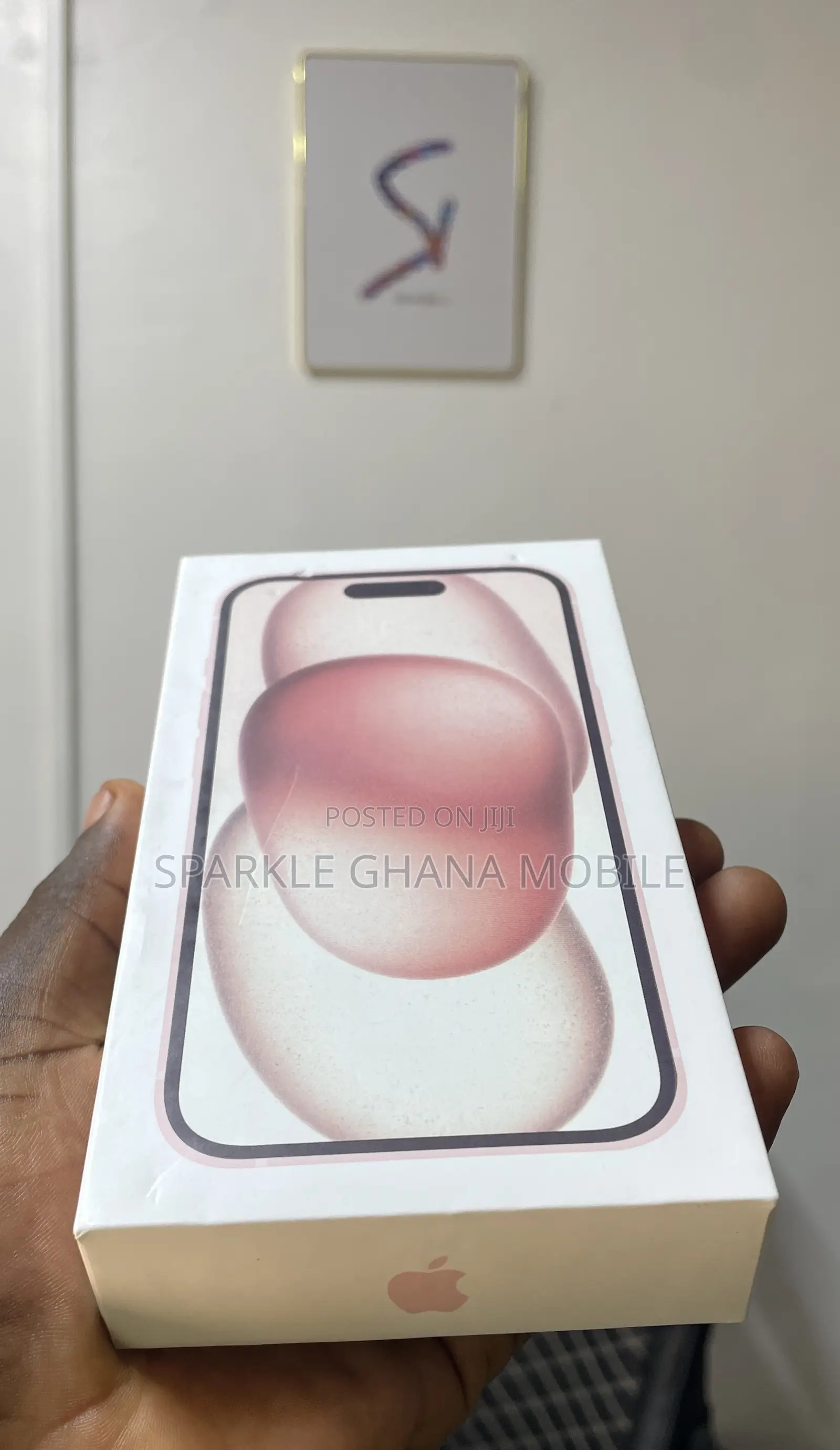New Apple iPhone 15 128 GB Pink