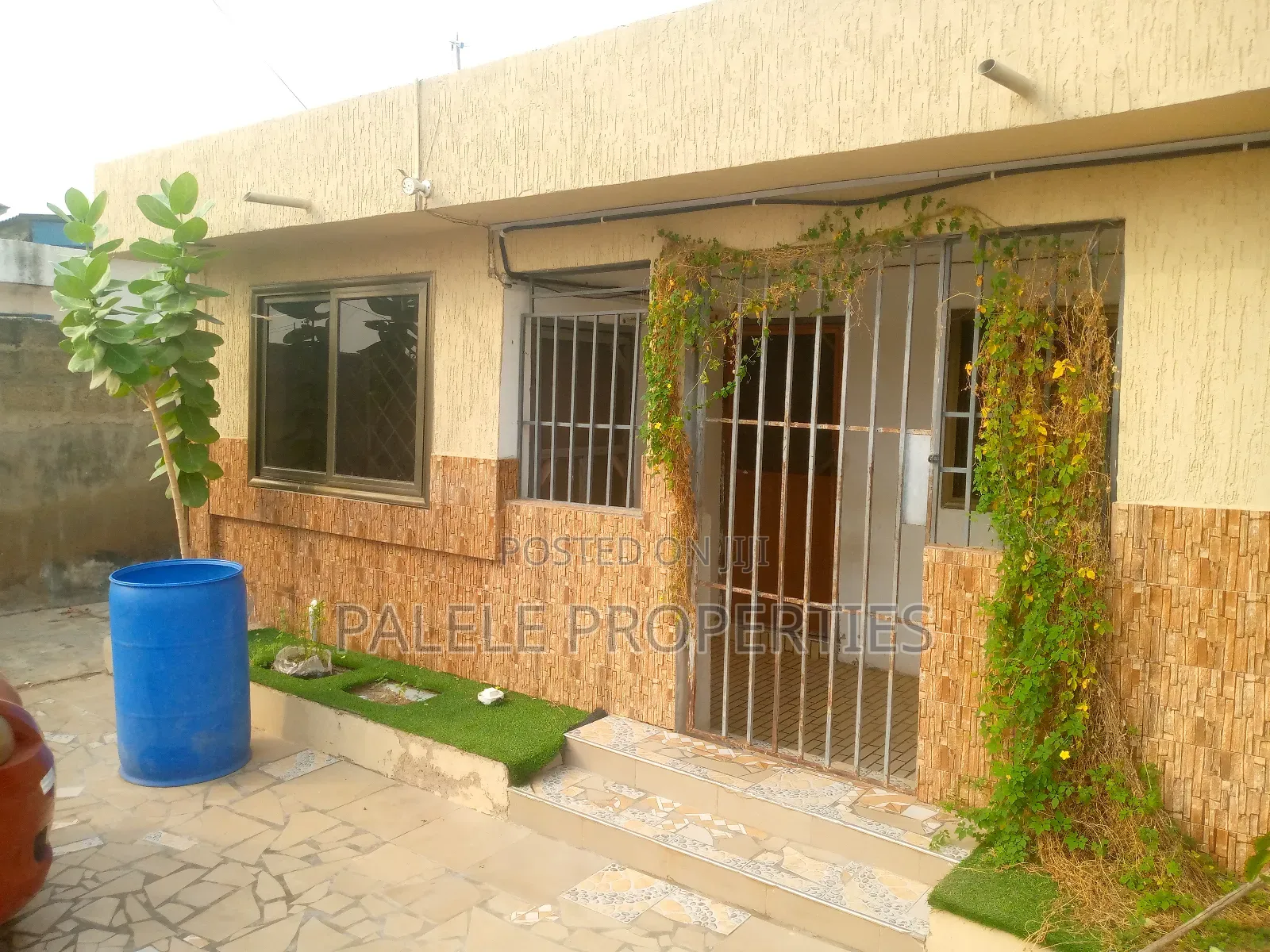 1bdrm Apartment in Dansoman Exhibition for rent