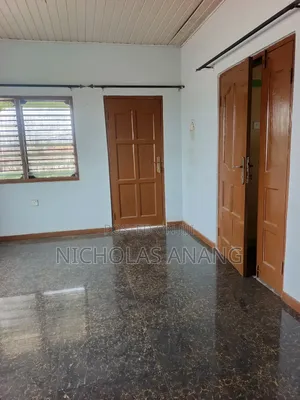 2bdrm Apartment in The Dorns Properties, New Town for rent