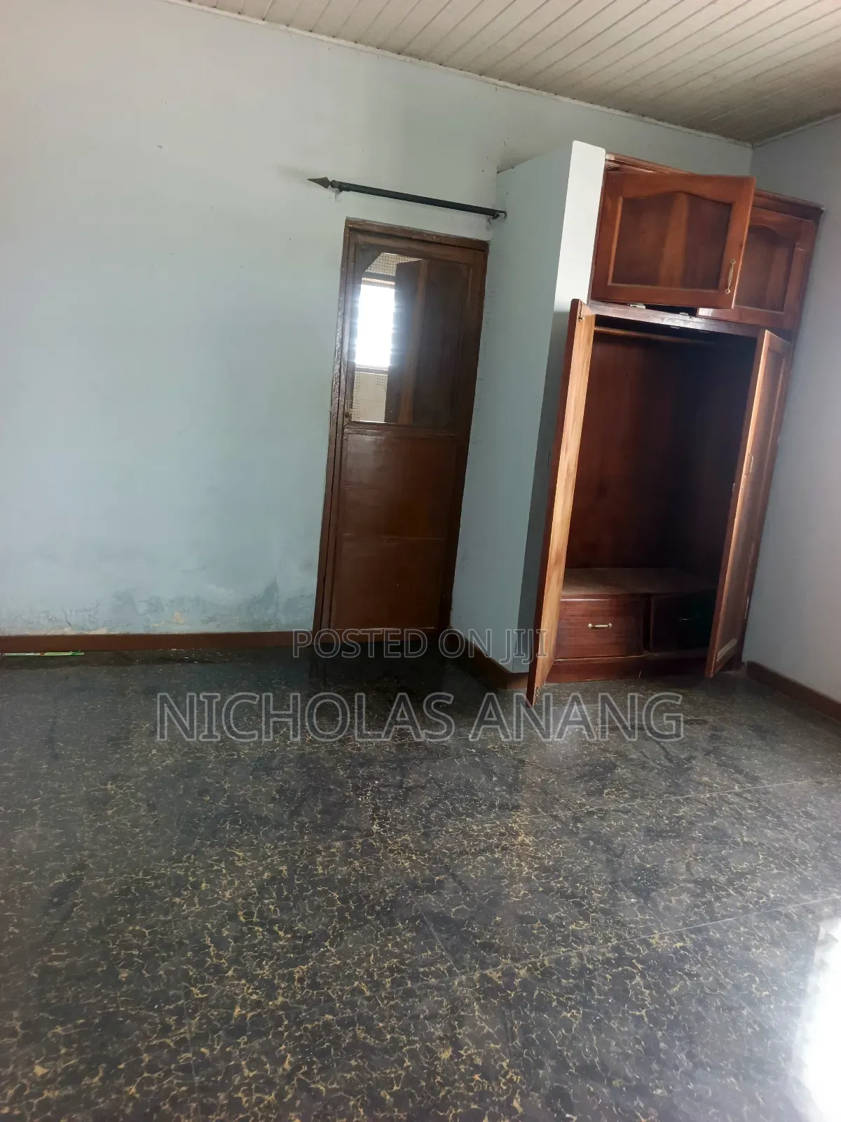 2bdrm Apartment in The Dorns Properties, New Town for rent