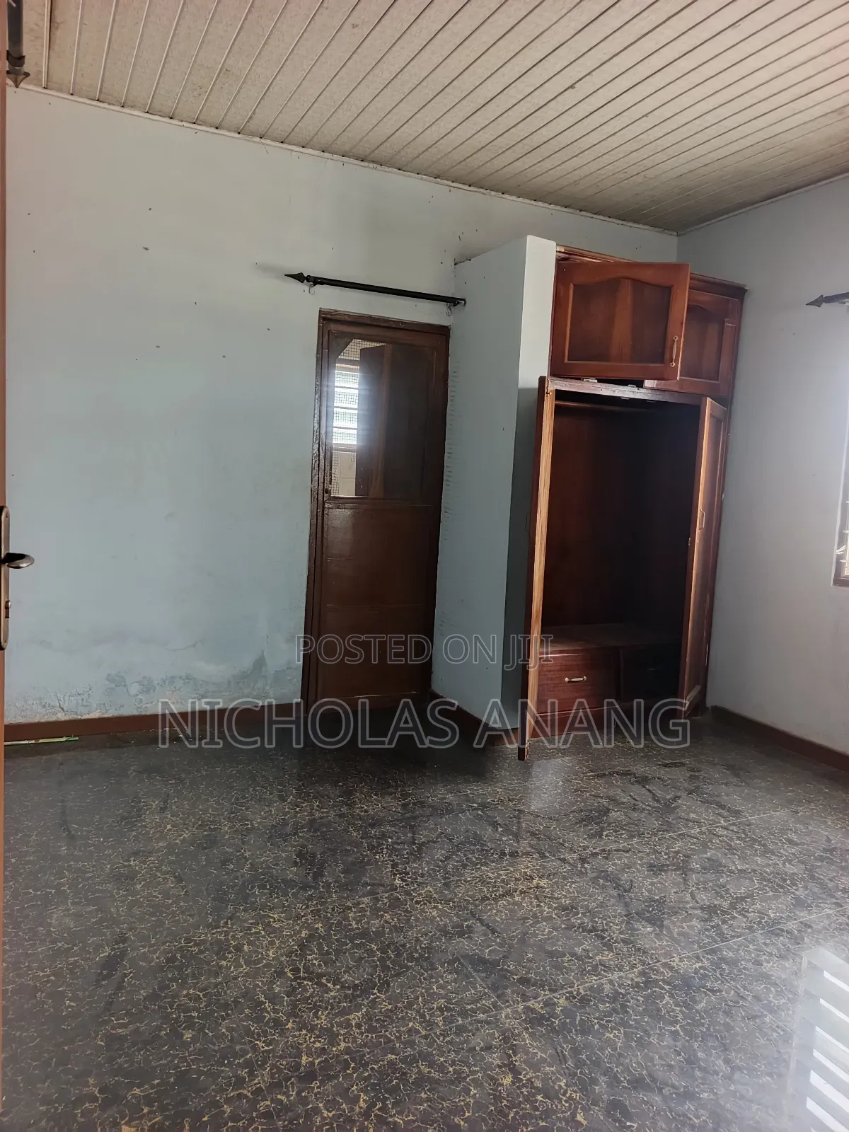 2bdrm Apartment in The Dorns Properties, New Town for rent