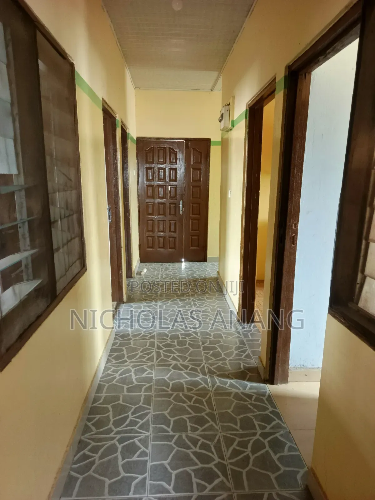 2bdrm Apartment in The Dorns Properties, New Town for rent