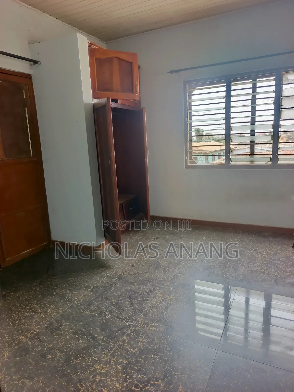 2bdrm Apartment in The Dorns Properties, New Town for rent