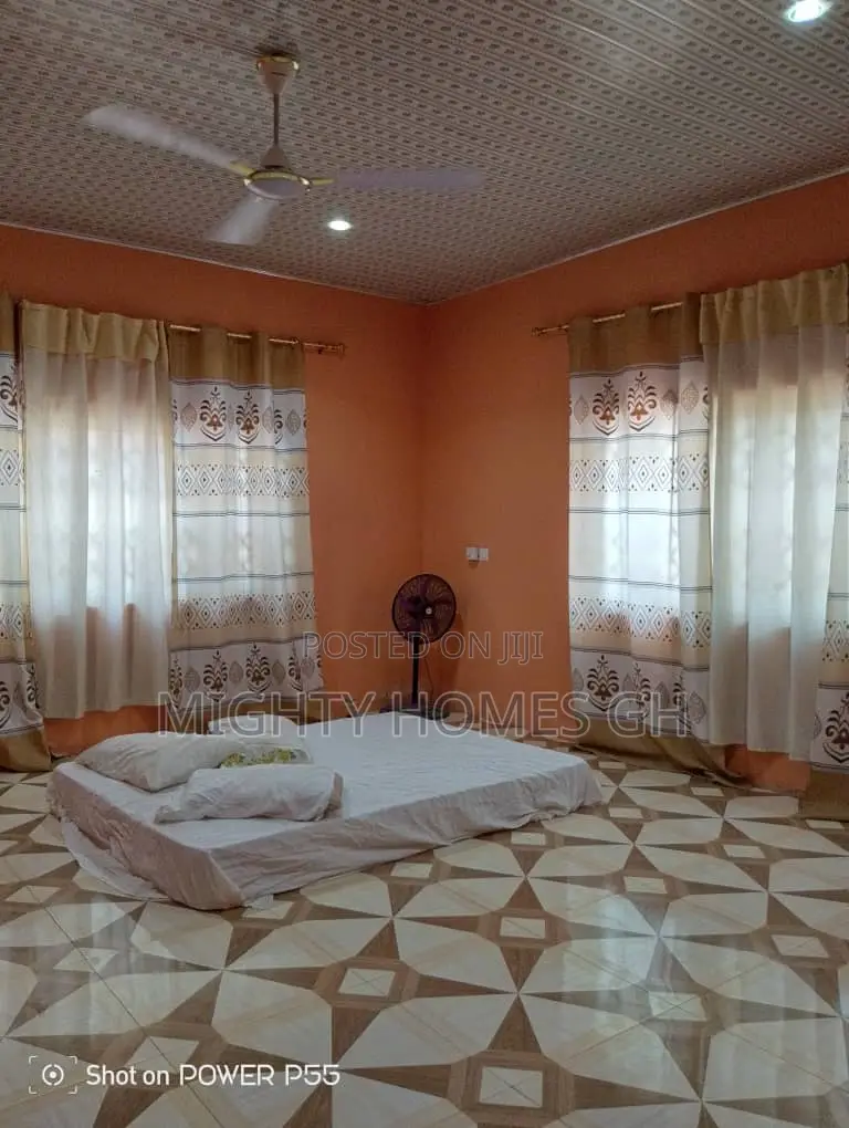 6bdrm House in Mighty Homes, Kasoa for rent