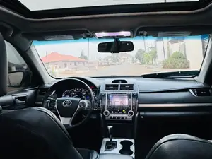 Toyota Camry 2014 Silver