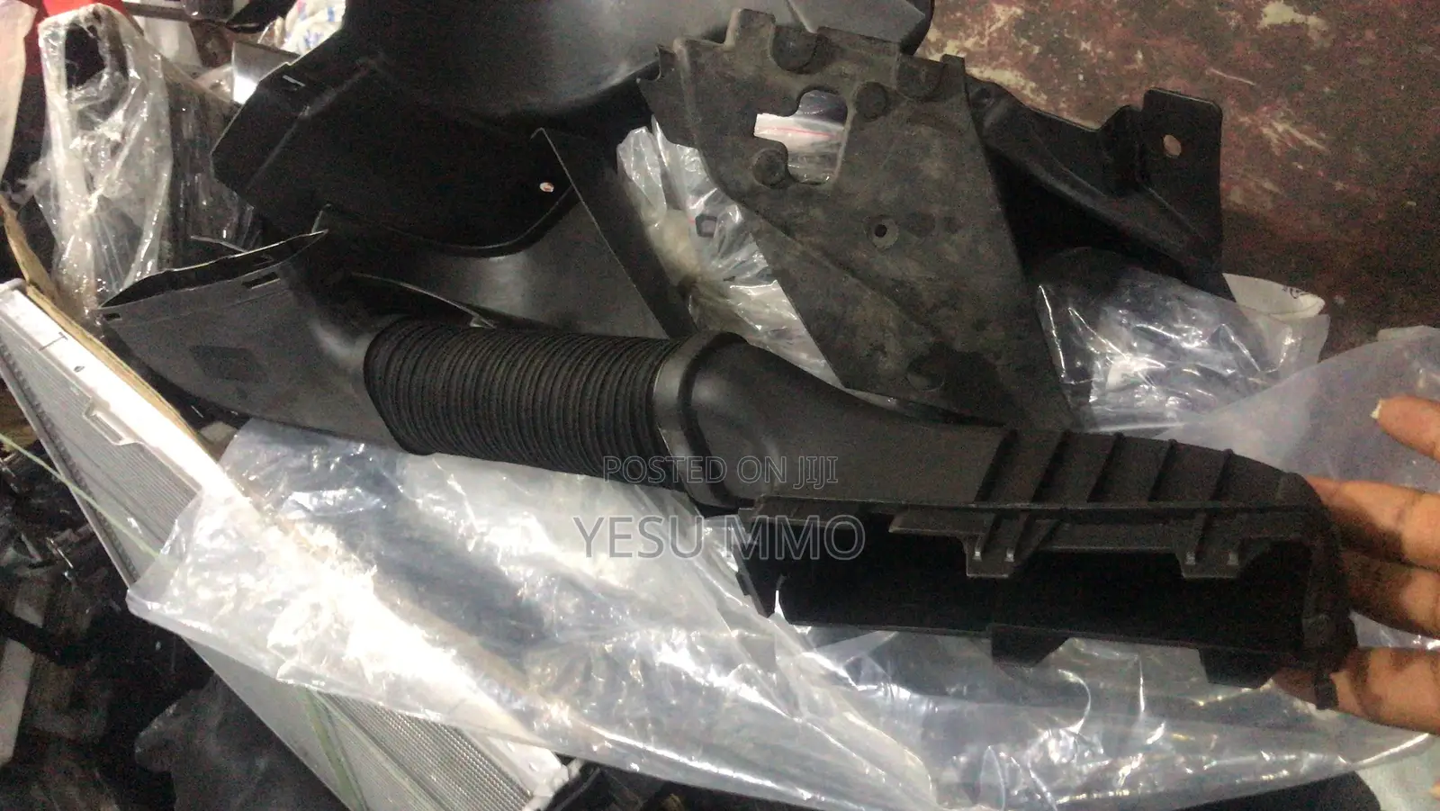 Mercedes Benz GL250 Air Hose
