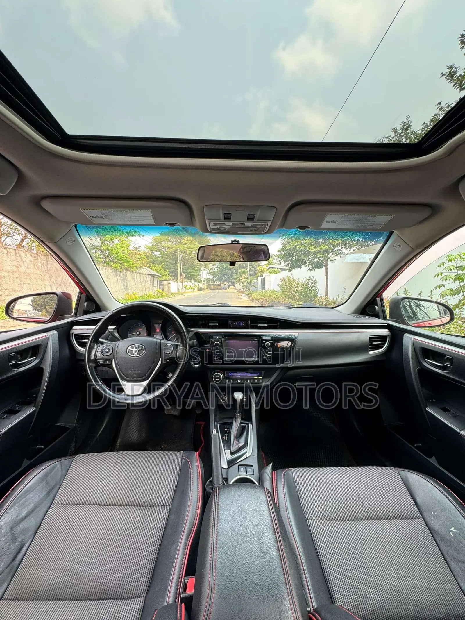 Toyota Corolla S w/Special Edition Pkg (1.8L 4cyl CVT) 2016 Red