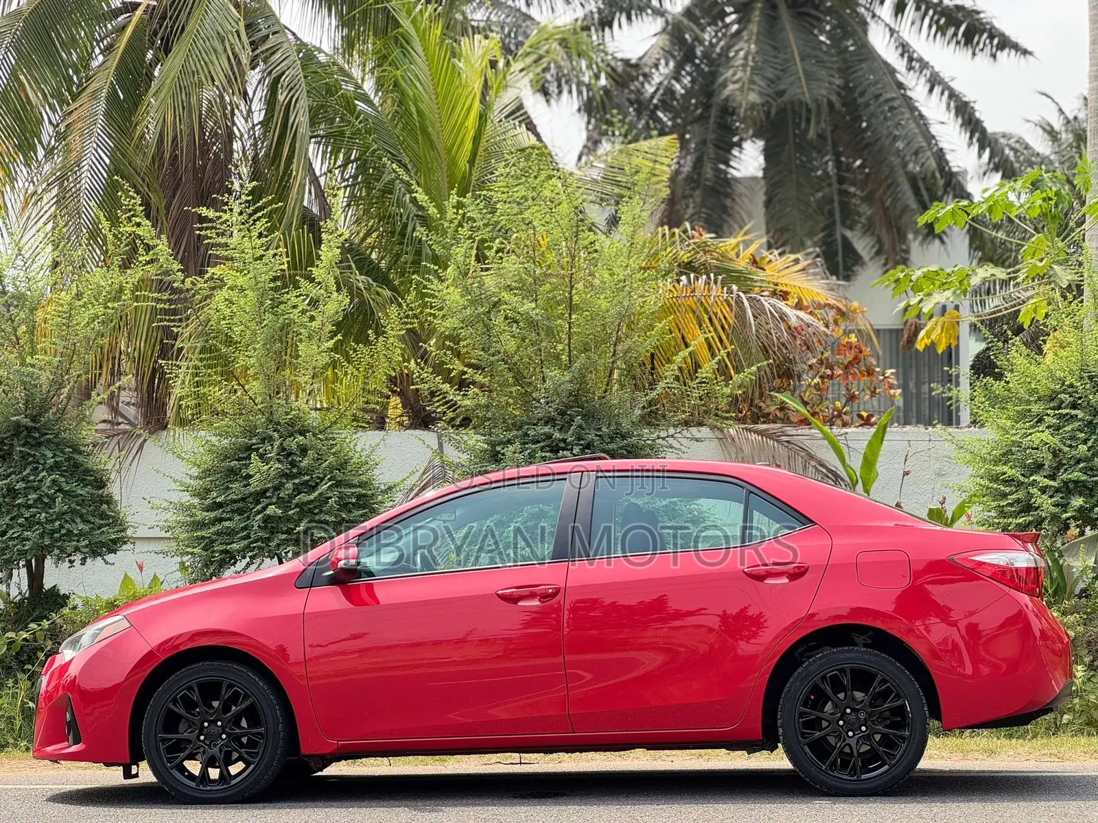 Toyota Corolla S w/Special Edition Pkg (1.8L 4cyl CVT) 2016 Red