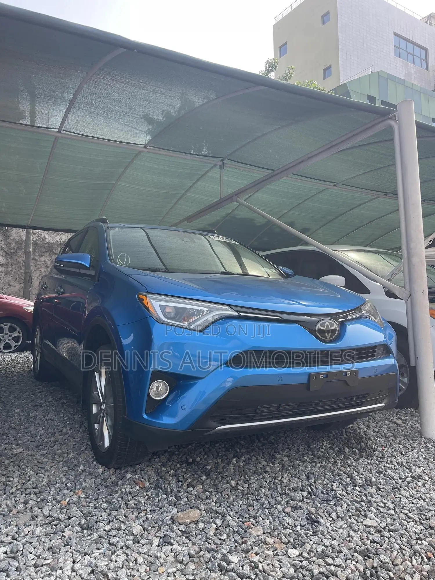 Toyota RAV4 XLE 4dr SUV AWD (2.5L 4cyl 6A) 2018 Blue