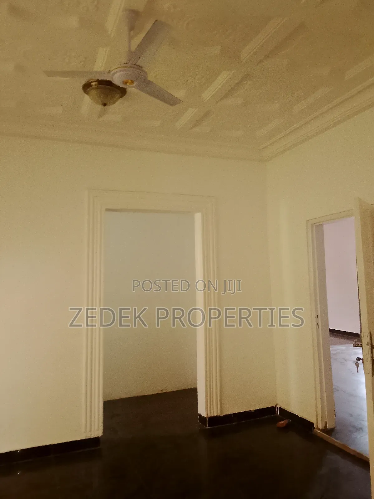 4bdrm Apartment in Ablekuma for rent