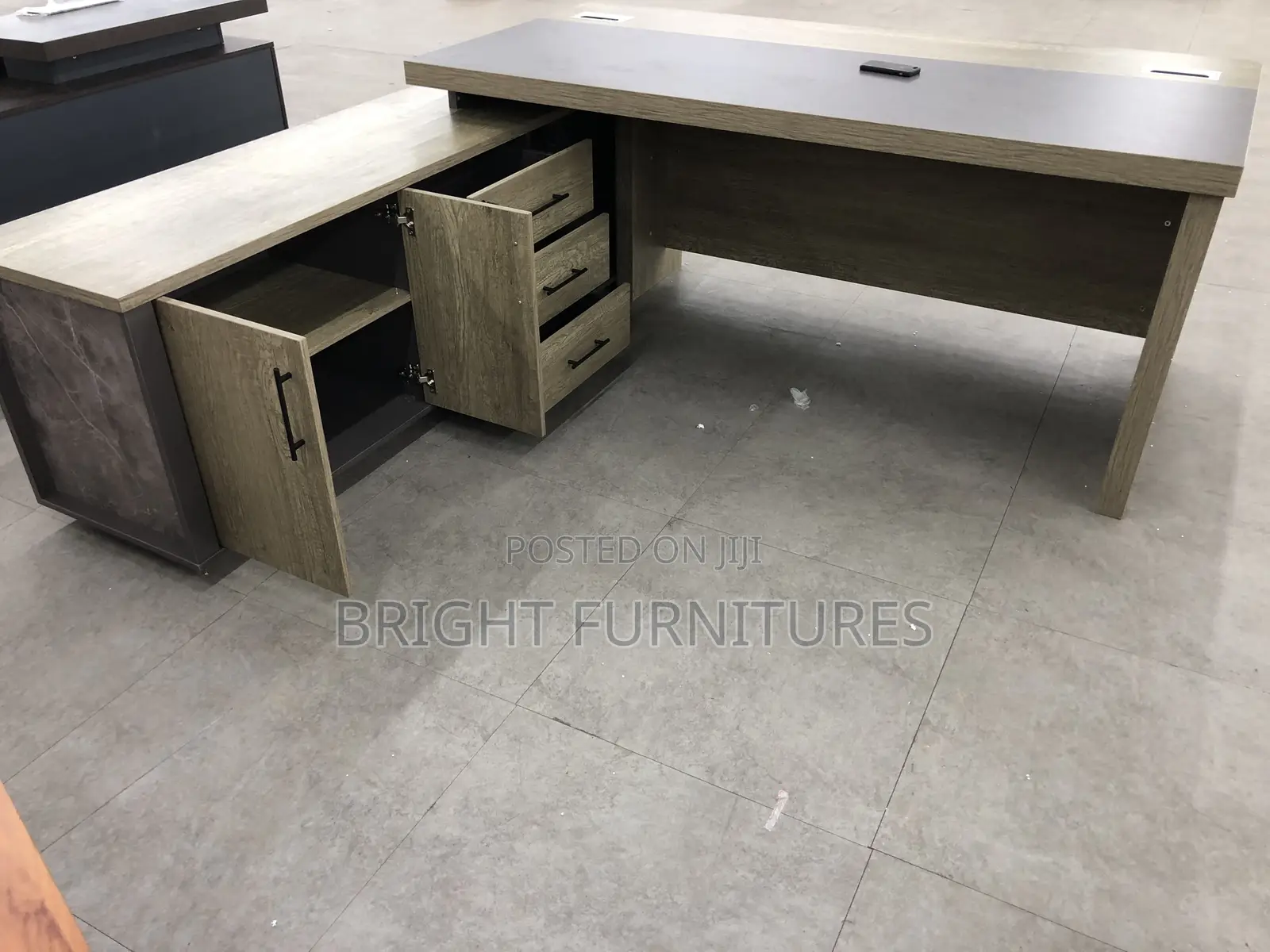 Quality Office Table
