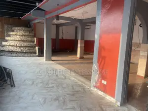 Showroom of 300sqm + at North Kaneshie Industrial Area 4 Rent