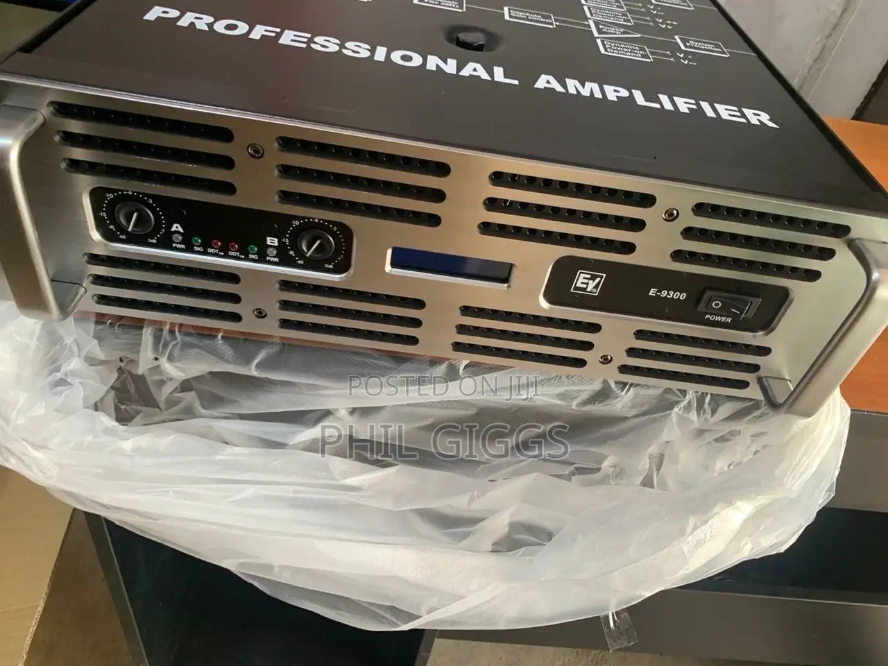Power Amplifiers EV , Martin Audio, Peavey