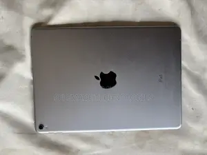 Apple iPad Pro 12.9  (2015) 128 GB Silver