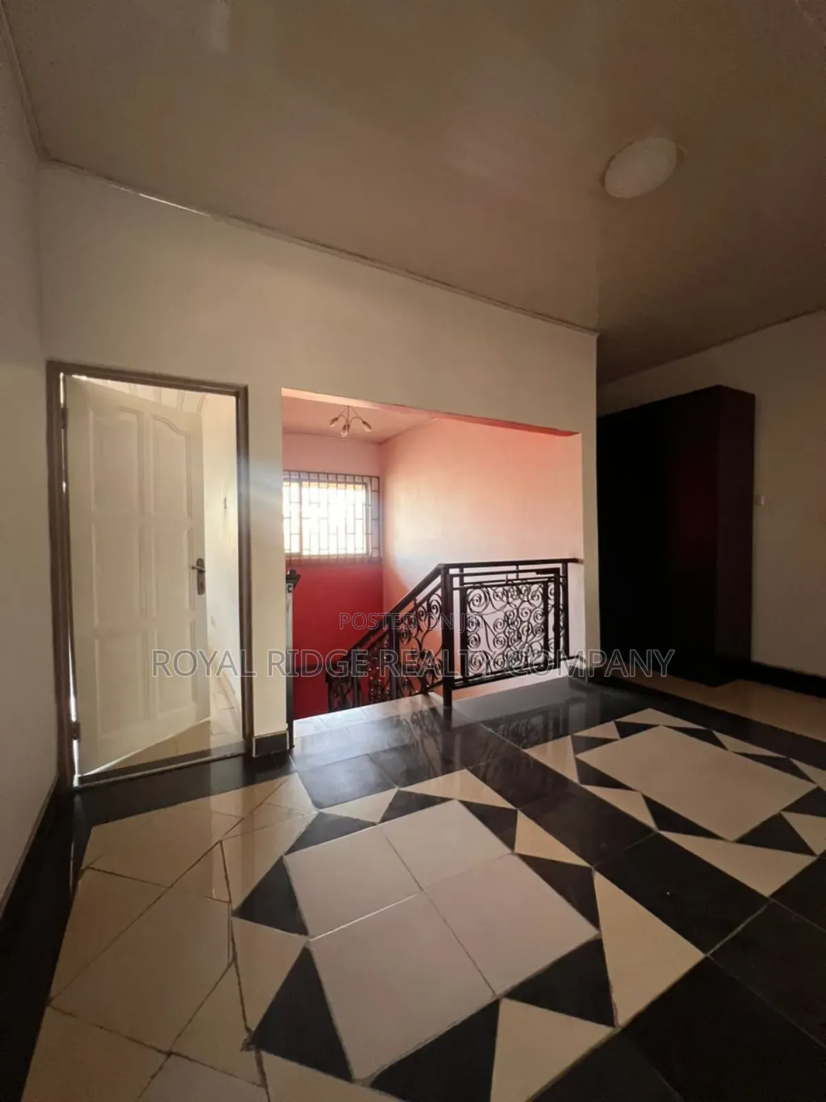 4bdrm Duplex in East Legon, Accra Metropolitan for rent