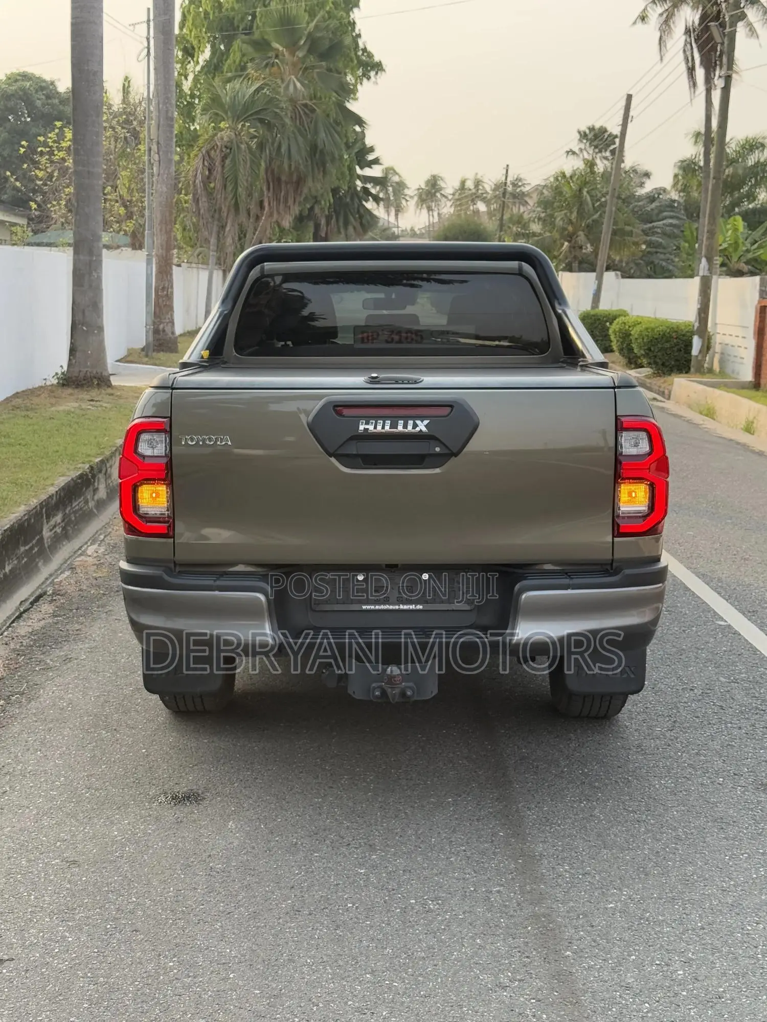 Toyota Hilux Revo Double Cab Deisel 2.4 AWD 2022 Gray